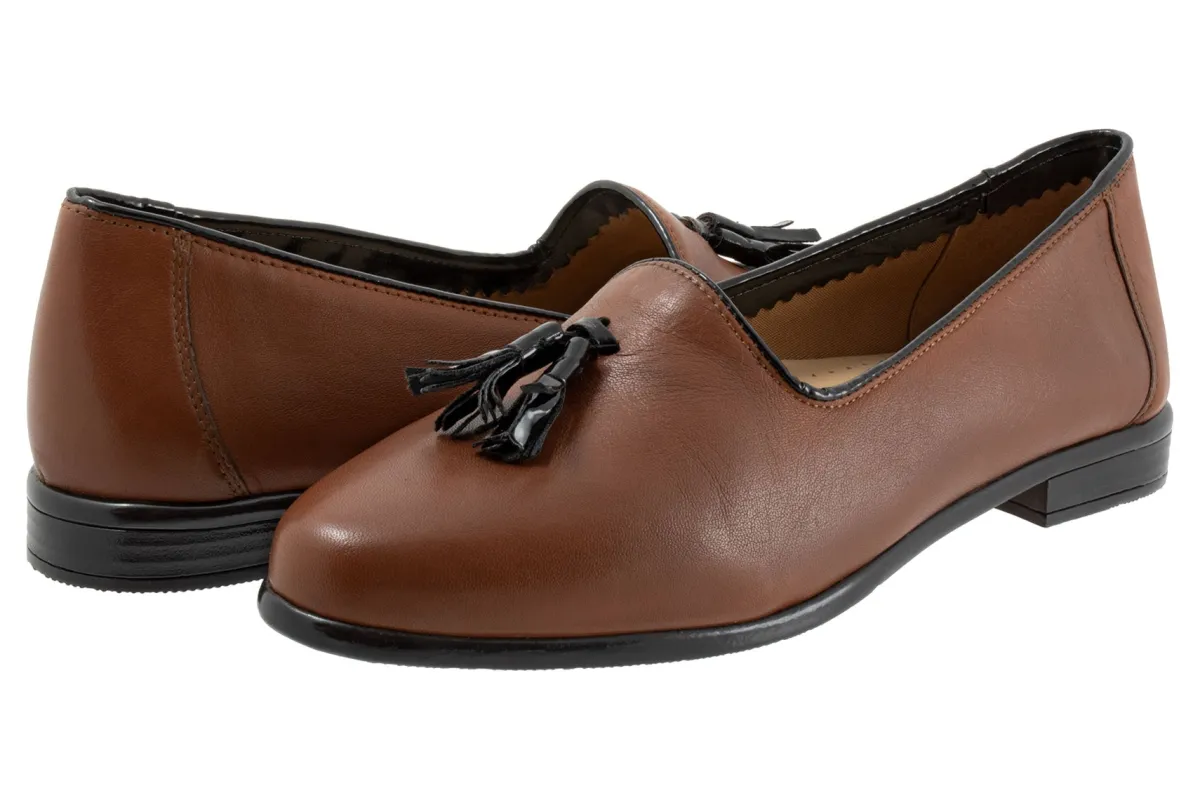 Trotters Liz Tassel-Women Standard | Wide
