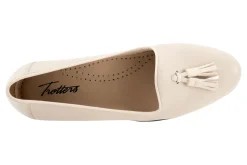 Trotters Liz Tassel-Women Wide | Narrow