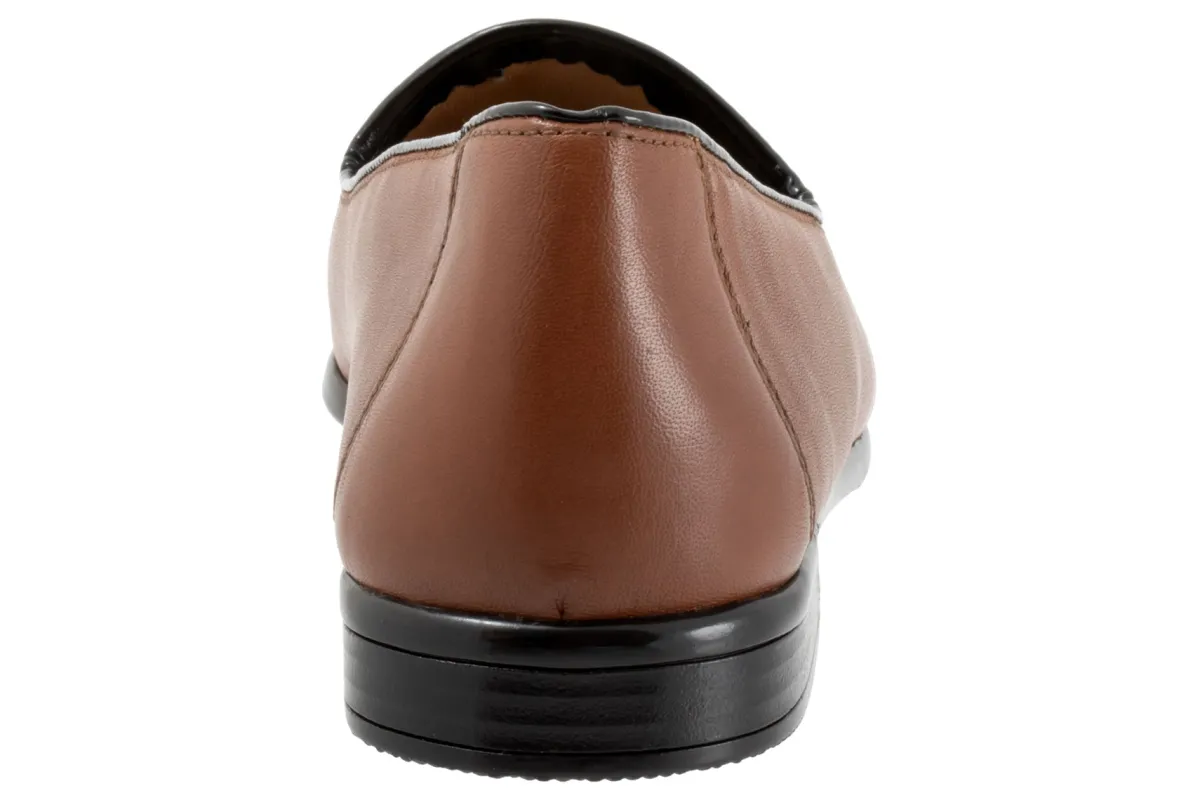 Trotters Liz Tassel-Women Standard | Wide
