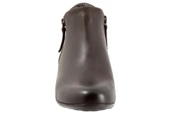 Trotters Major Embossed-Women Wide | Standard