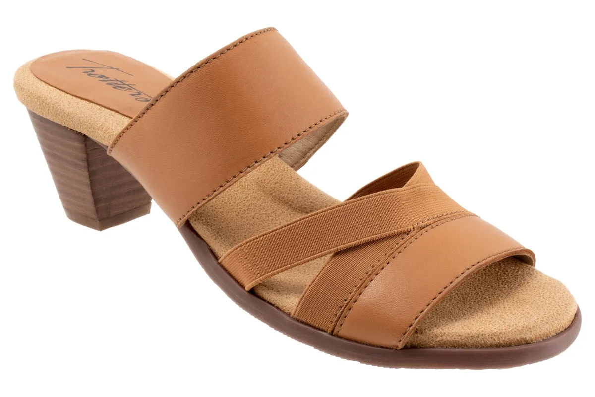 Trotters Maxine-Women Standard | Sandals