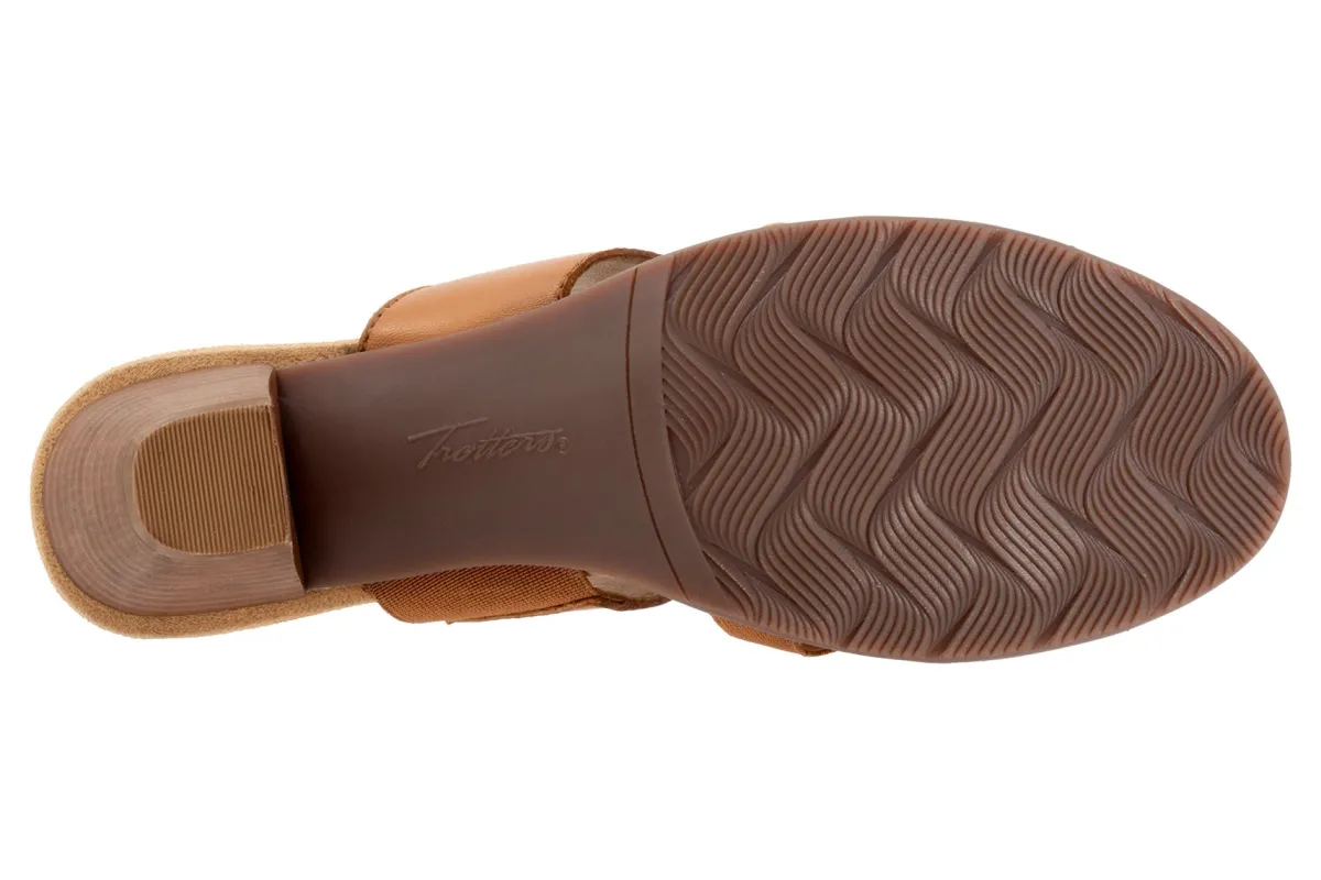 Trotters Maxine-Women Standard | Sandals