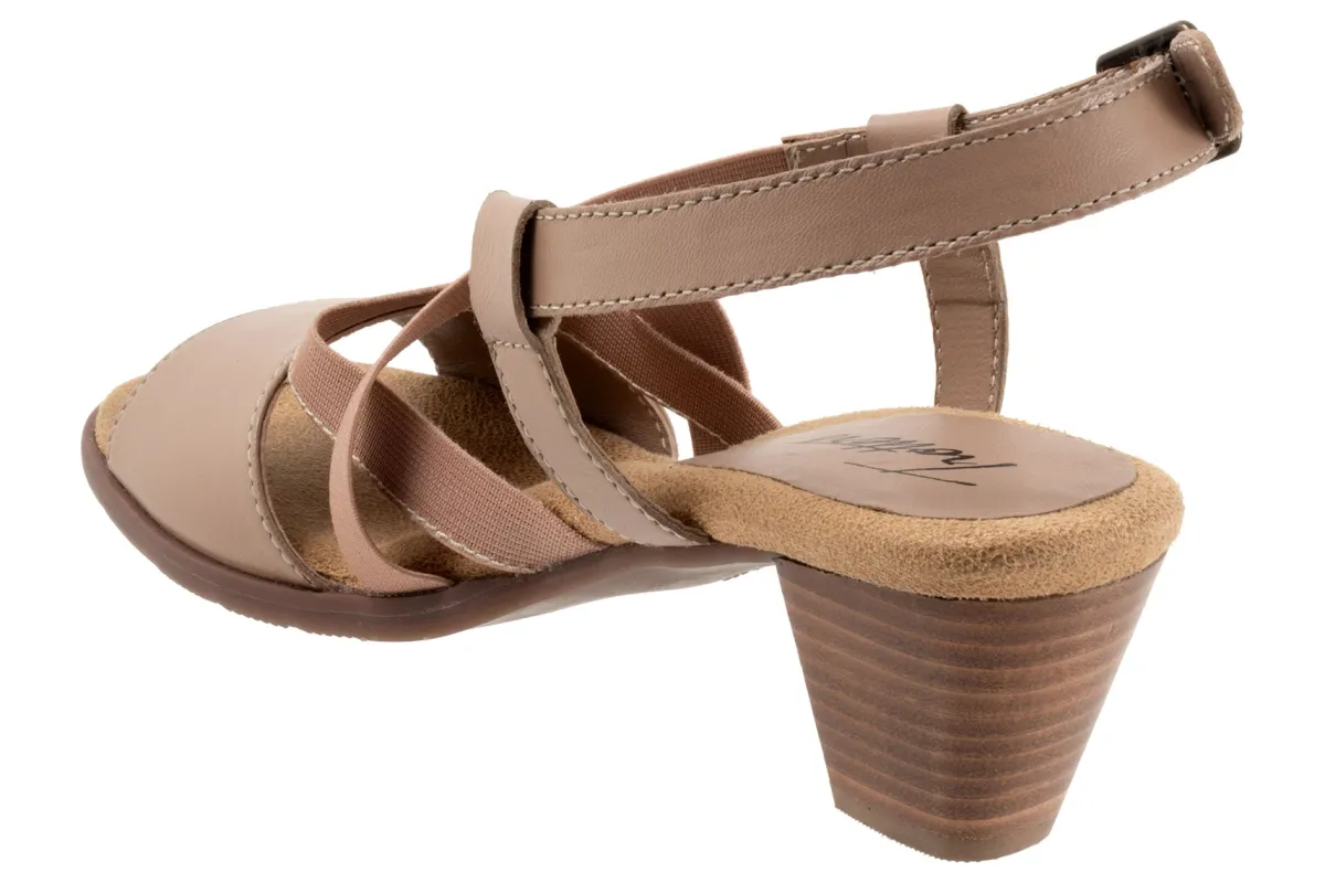 Trotters Meadow-Women Wide | Sandals