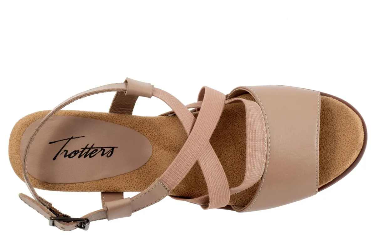 Trotters Meadow-Women Wide | Sandals