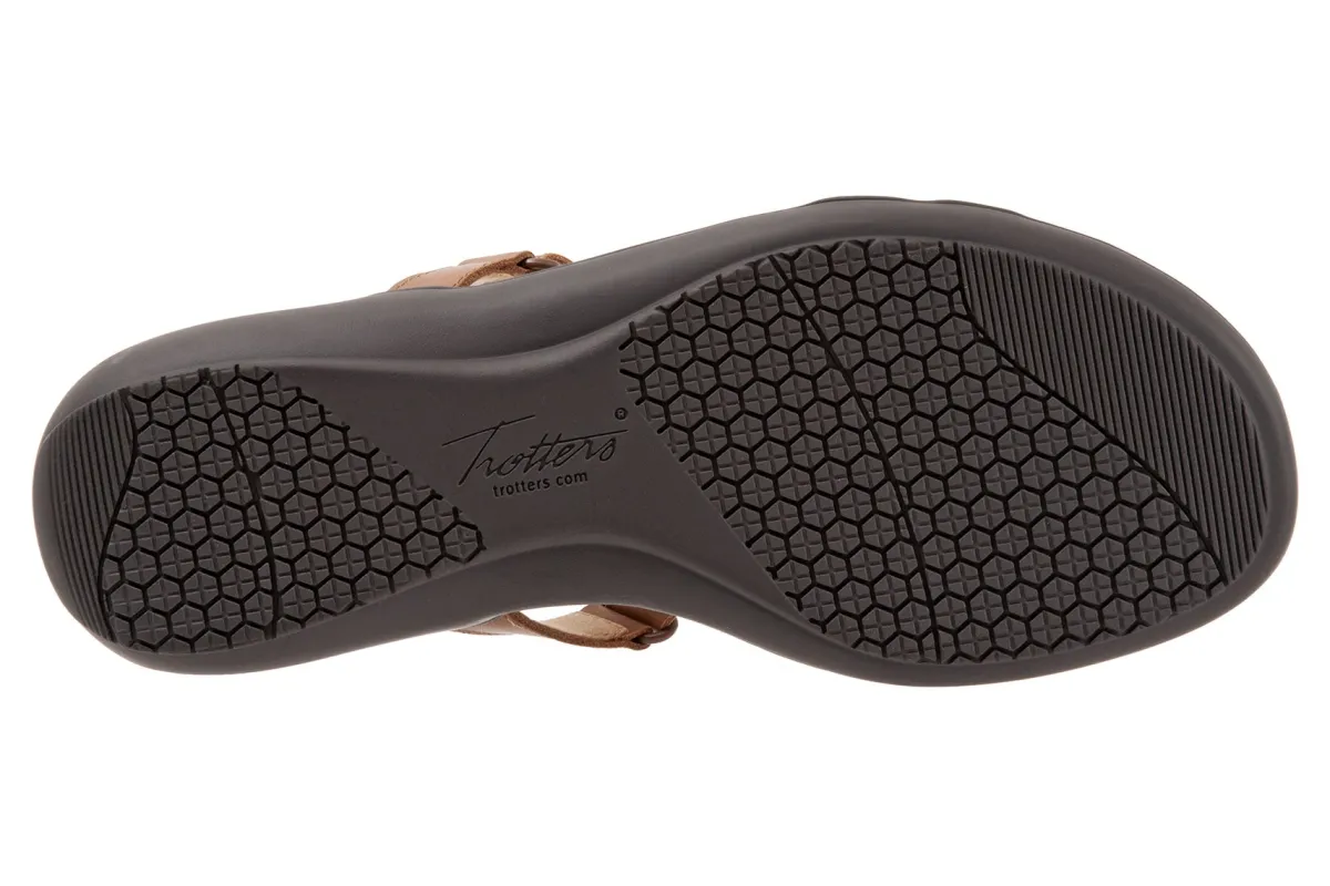 Trotters Raja-Women Standard | Sandals