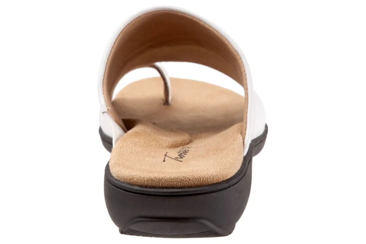 Trotters Regina-Women Wide | Standard
