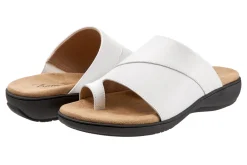 Trotters Regina-Women Wide | Standard