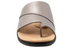 Trotters Regina-Women Wide | Standard
