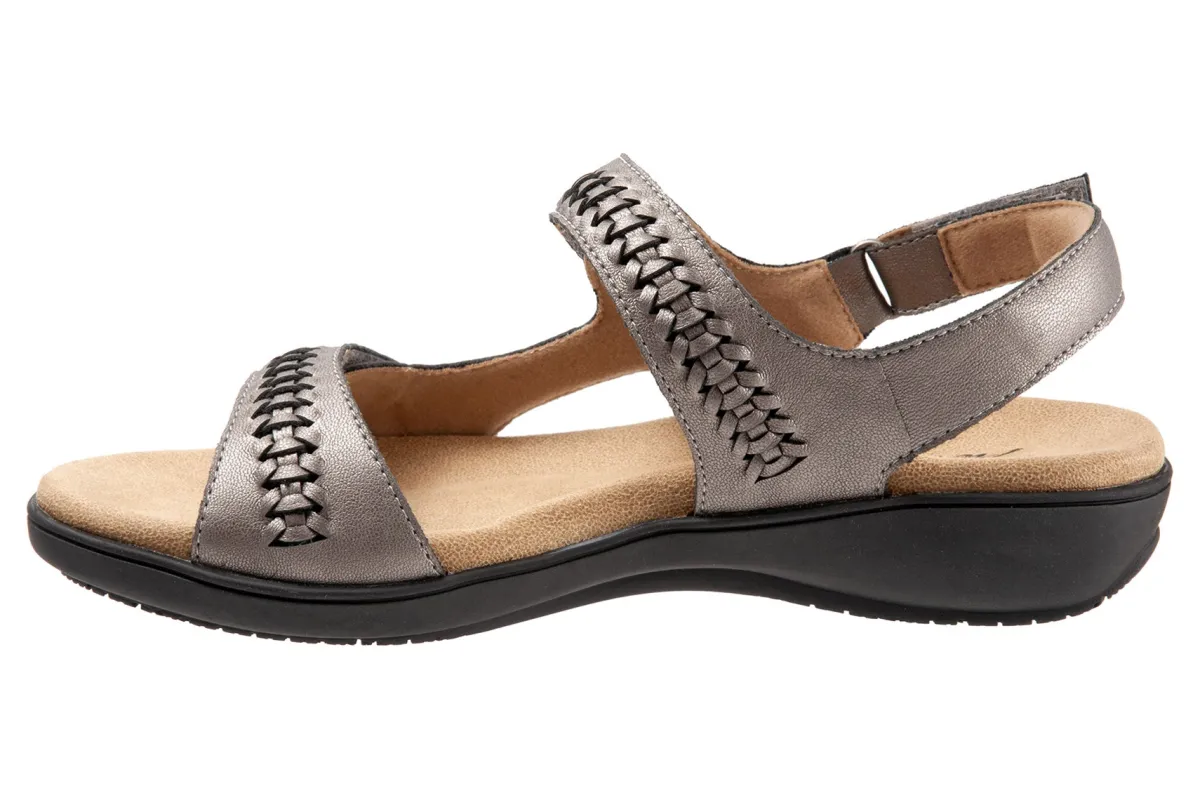 Trotters Romi Woven-Women Wide | Sandals
