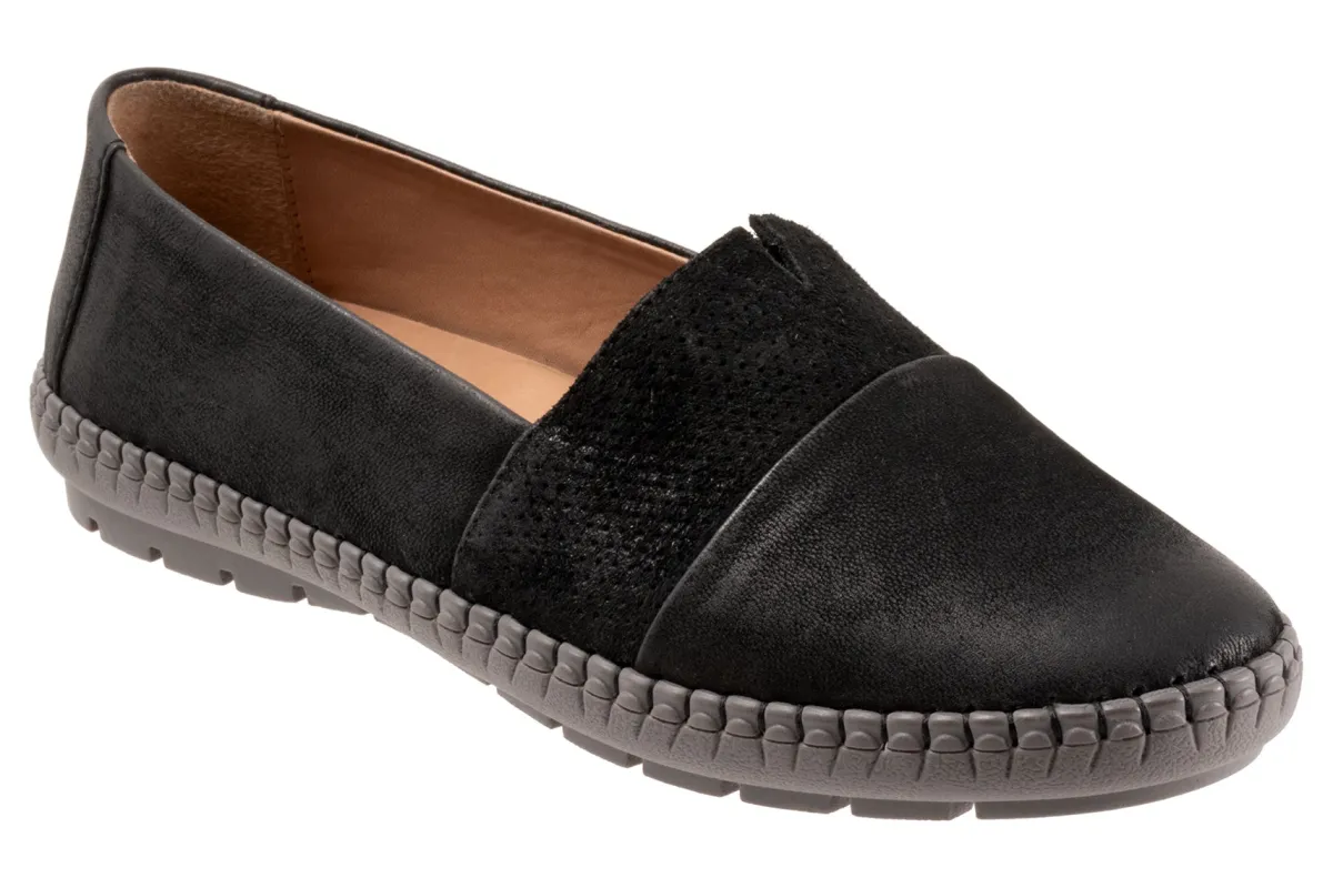Trotters Ruby-Women Wide | Casual Shoes