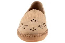 Trotters Ruby Perf-Women Narrow | Casual Shoes