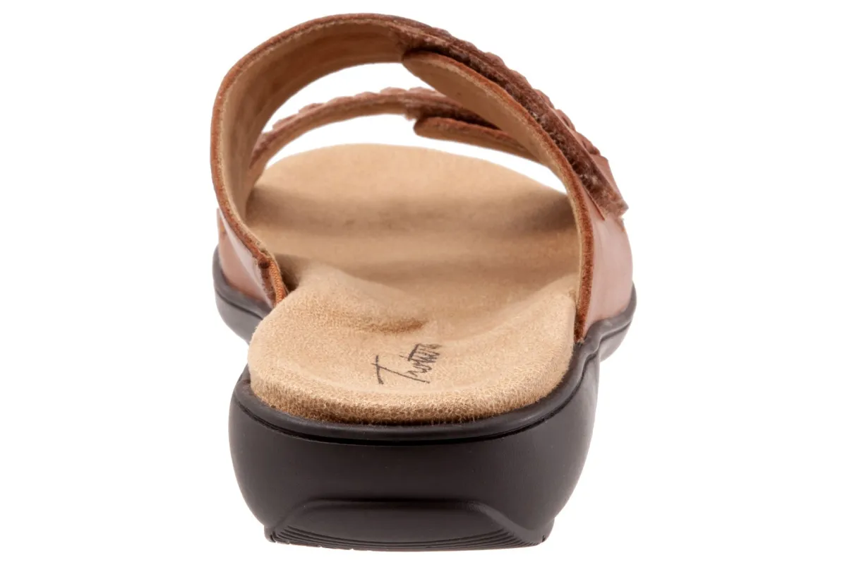 Trotters Ruthie Woven-Women Standard | Wide