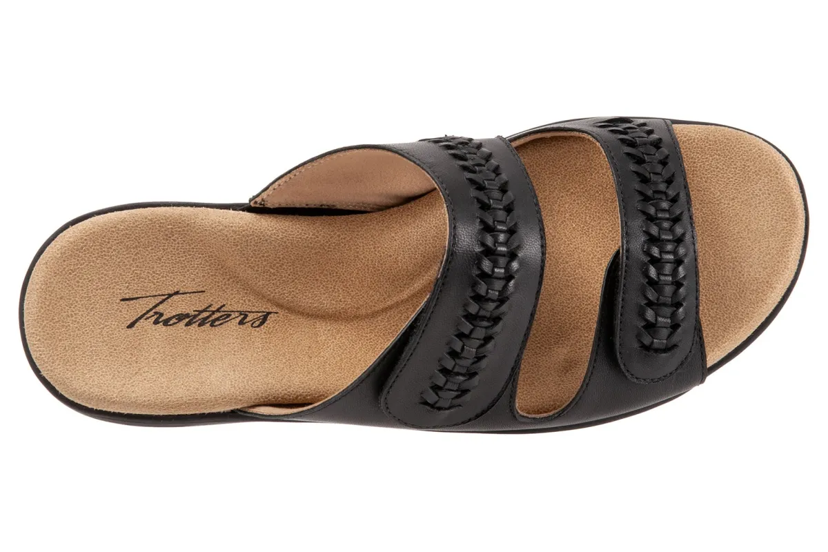 Trotters Ruthie Woven-Women Standard | Wide