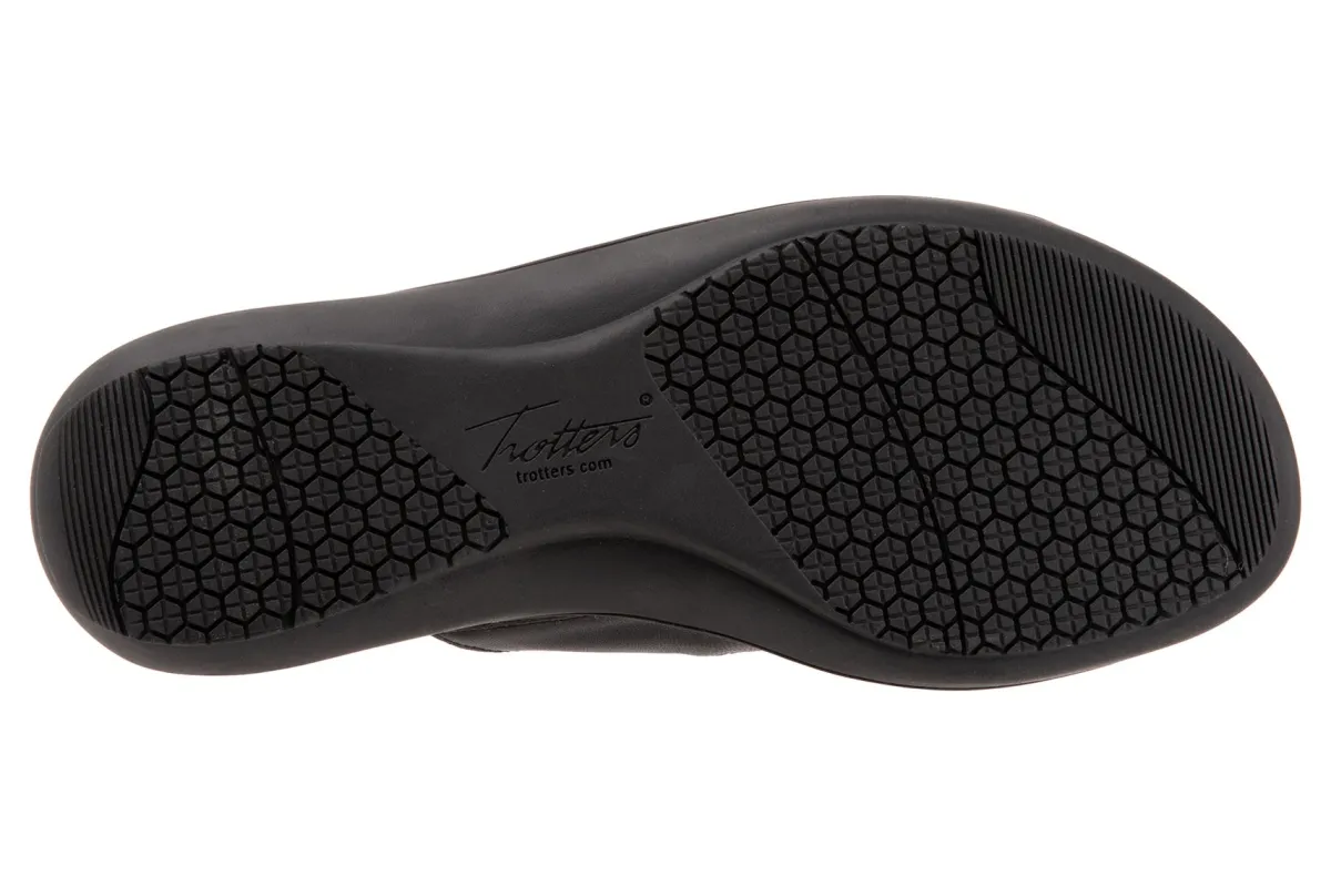 Trotters Ruthie Woven-Women Standard | Wide