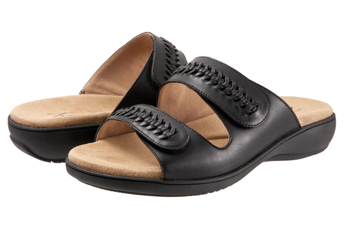 Trotters Ruthie Woven-Women Standard | Wide