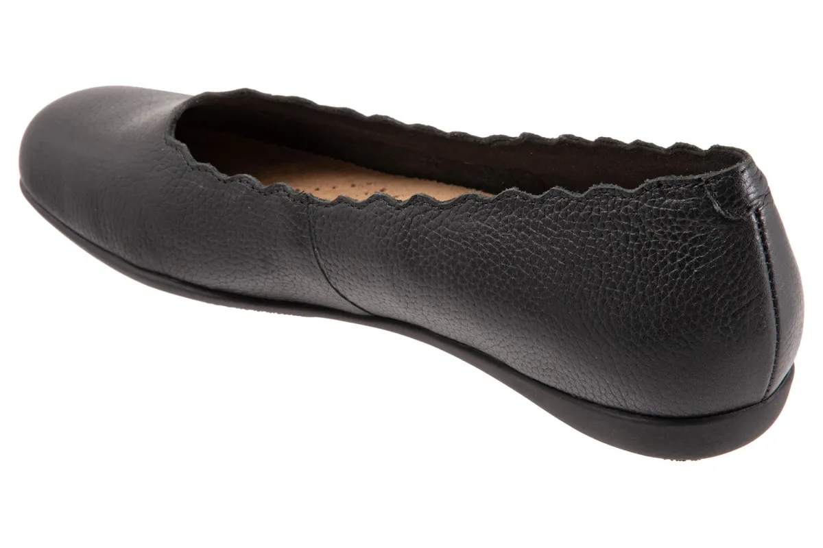 Trotters Sabine-Women Standard | Wide