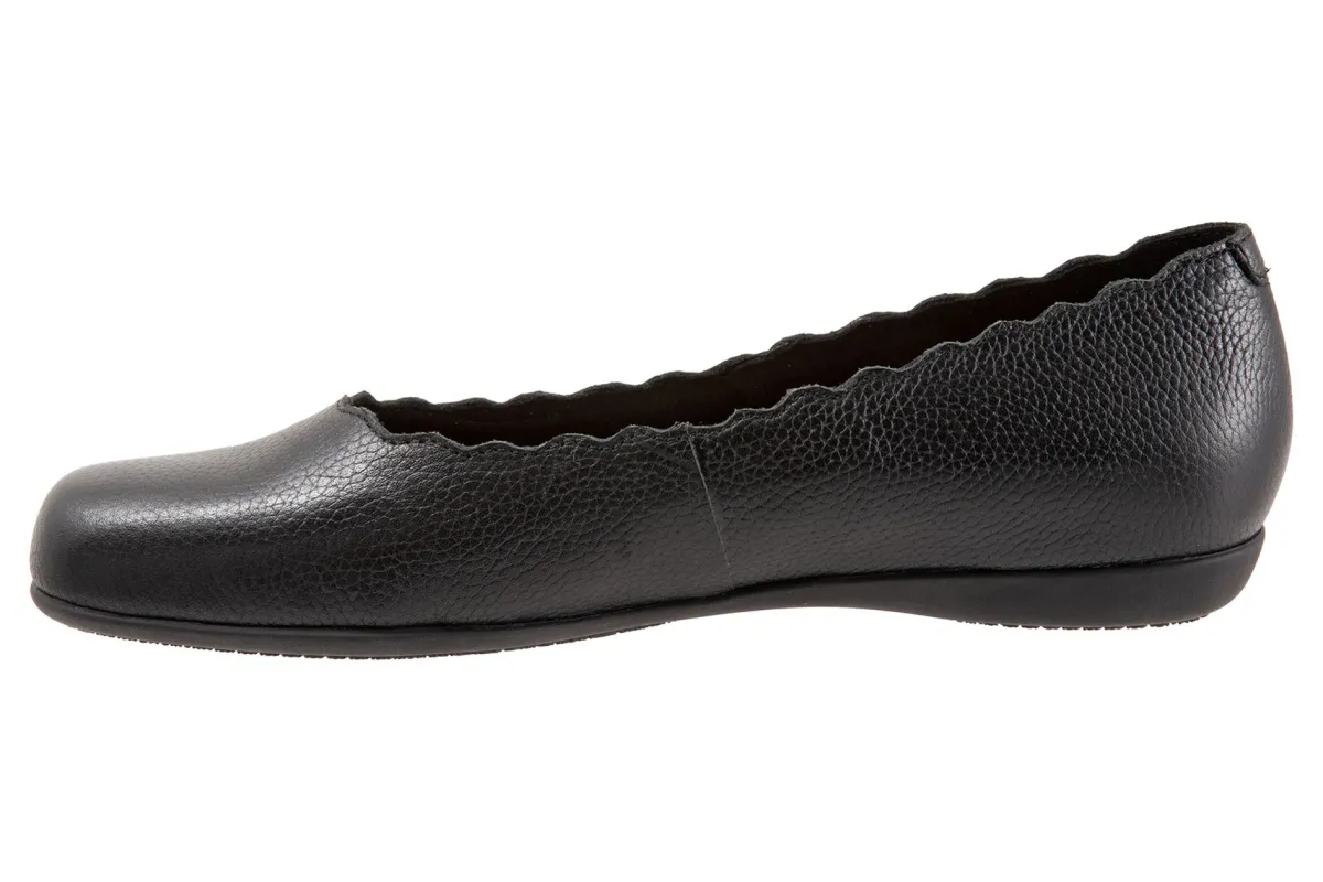 Trotters Sabine-Women Standard | Wide