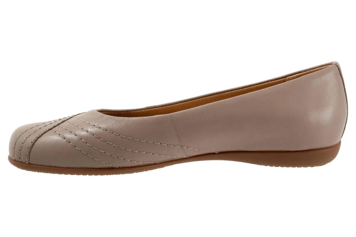 Trotters Sasha-Women Standard | Extra Wide