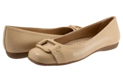 Trotters Sizzle Signature-Women Standard | Wide