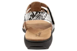 Trotters Tiki-Women Wide | Sandals