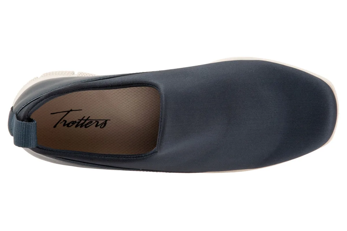 Trotters Ultima-Women Wide | Casual Shoes