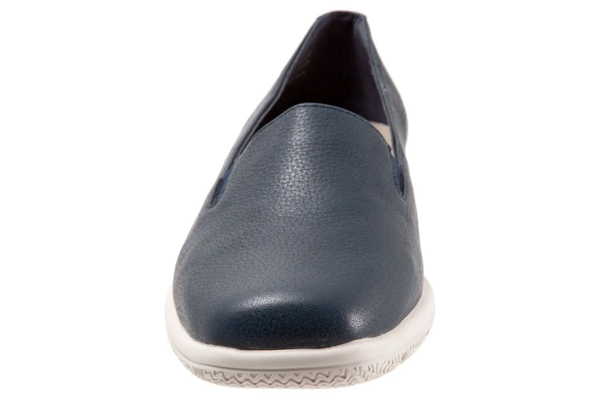 Trotters Universal-Women Narrow | Standard
